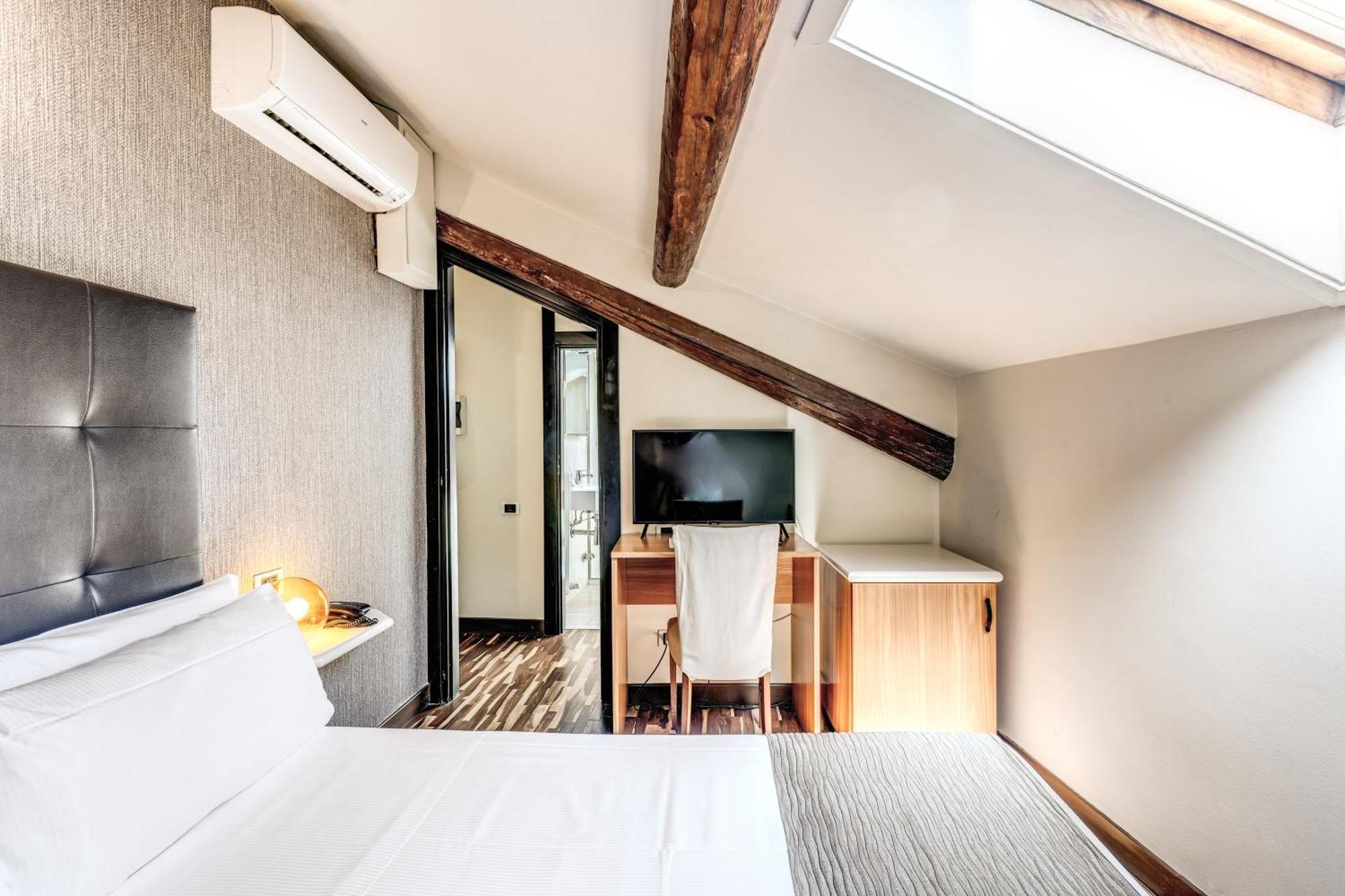 Double Room Small Double Bed Attic