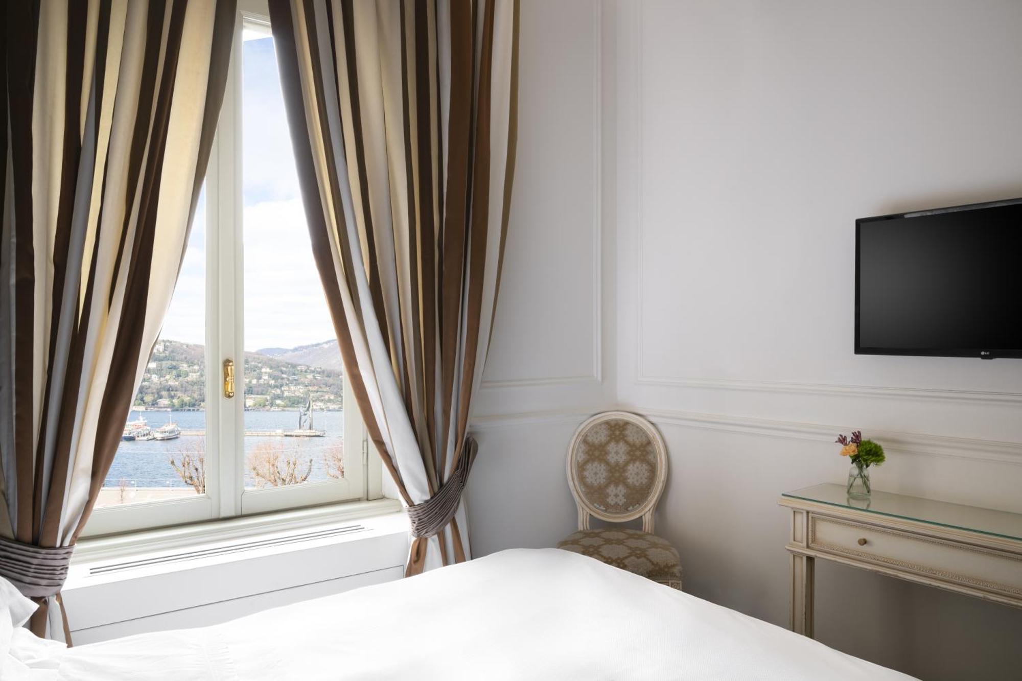 King Room Lake View