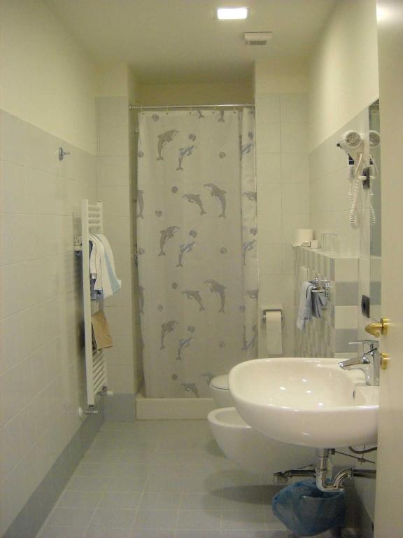Triple Room,1200304963:JPEG