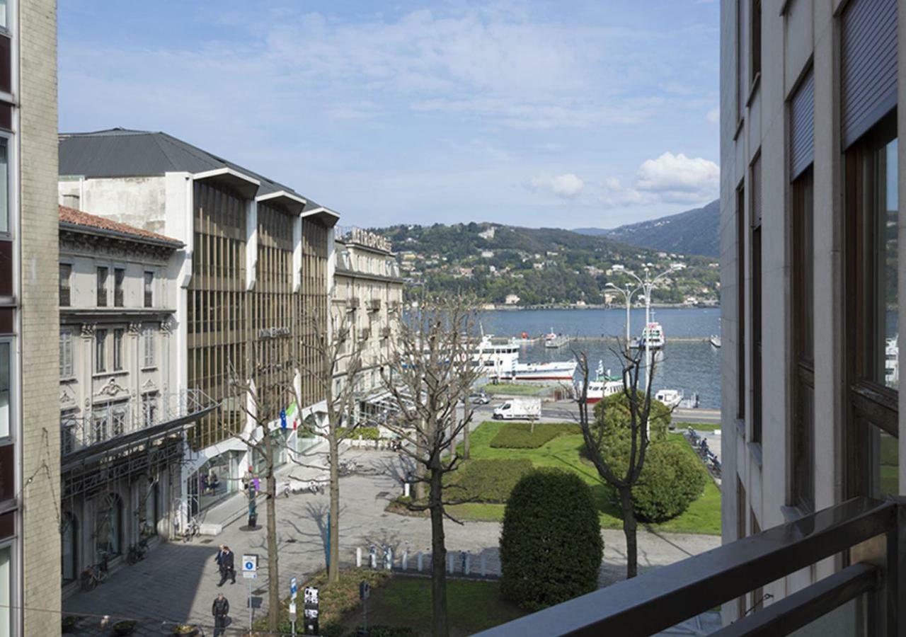 Appartamento con 3 Camere da Letto e Vista Lago