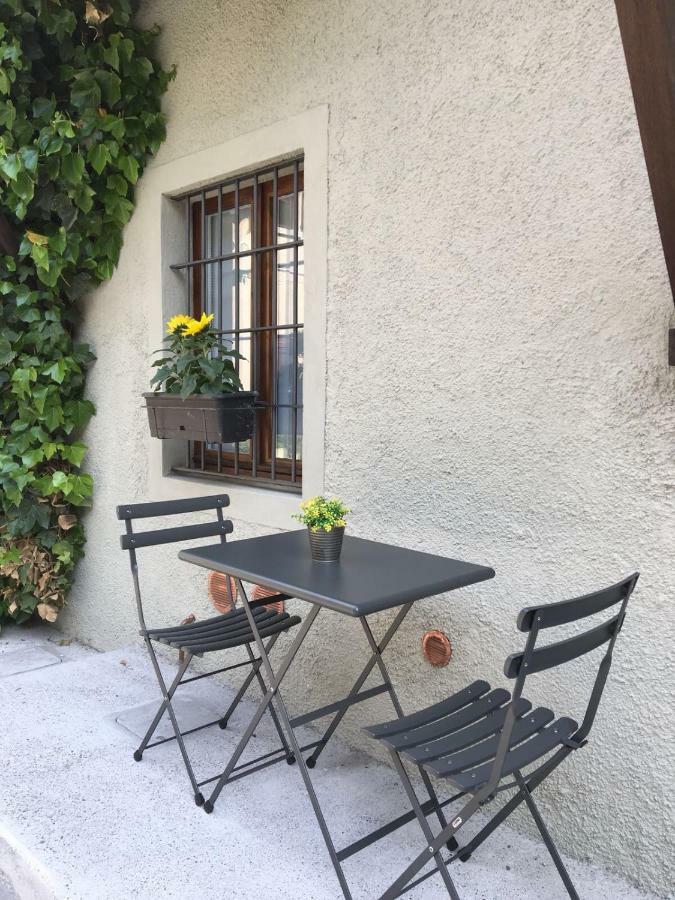 Camera Singola con Bagno Privato