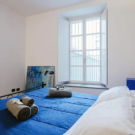 Blue Loft - The House Of Travelers-3