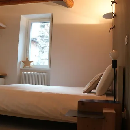 Fontana Rooms-2