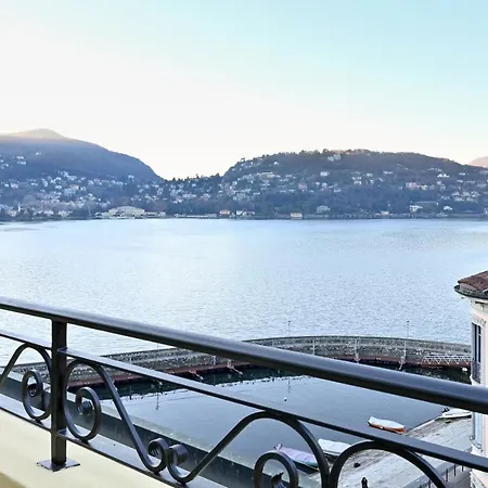 Lakesweetlakecomo-2