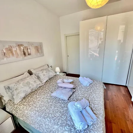 Divina Luxury Apartment In The Center Of Como, Near Lake Como-2