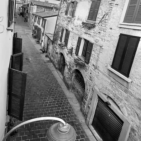 Larius Apartment-3