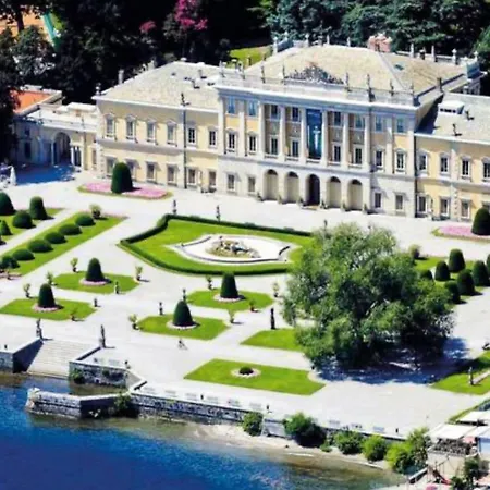 Lora Luxury House, Near The Lake With Air Conditioners-2