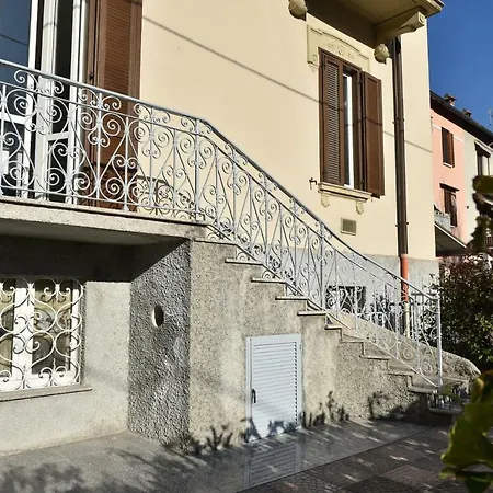 Lora Como Apartment, free private parking, self check in-3