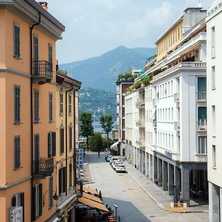 In-Town Como-2